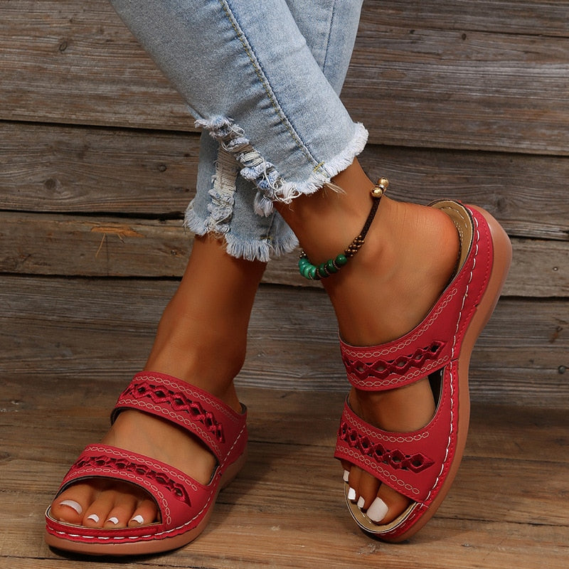 Dame Sandaler