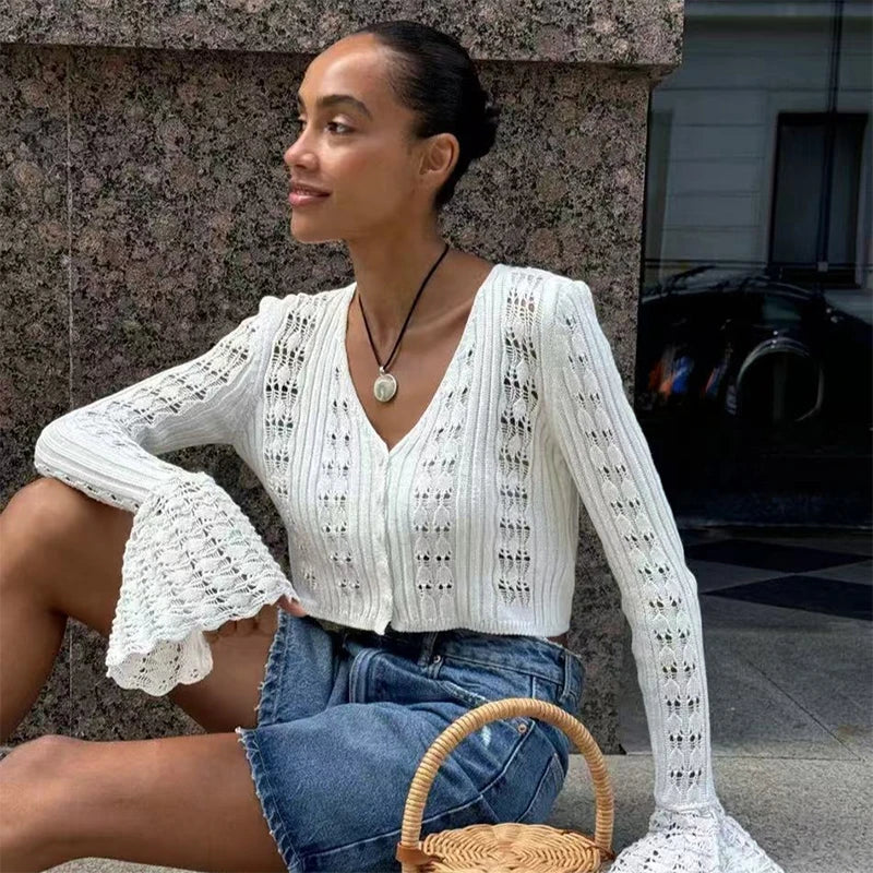 Liva | Dame Heklet Strikkecardigan med Knapper