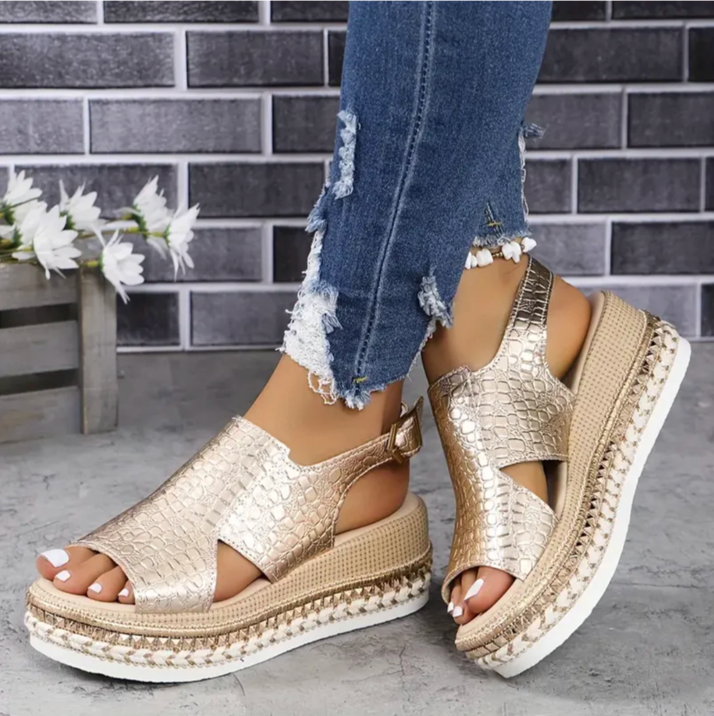 Dame Sandaler