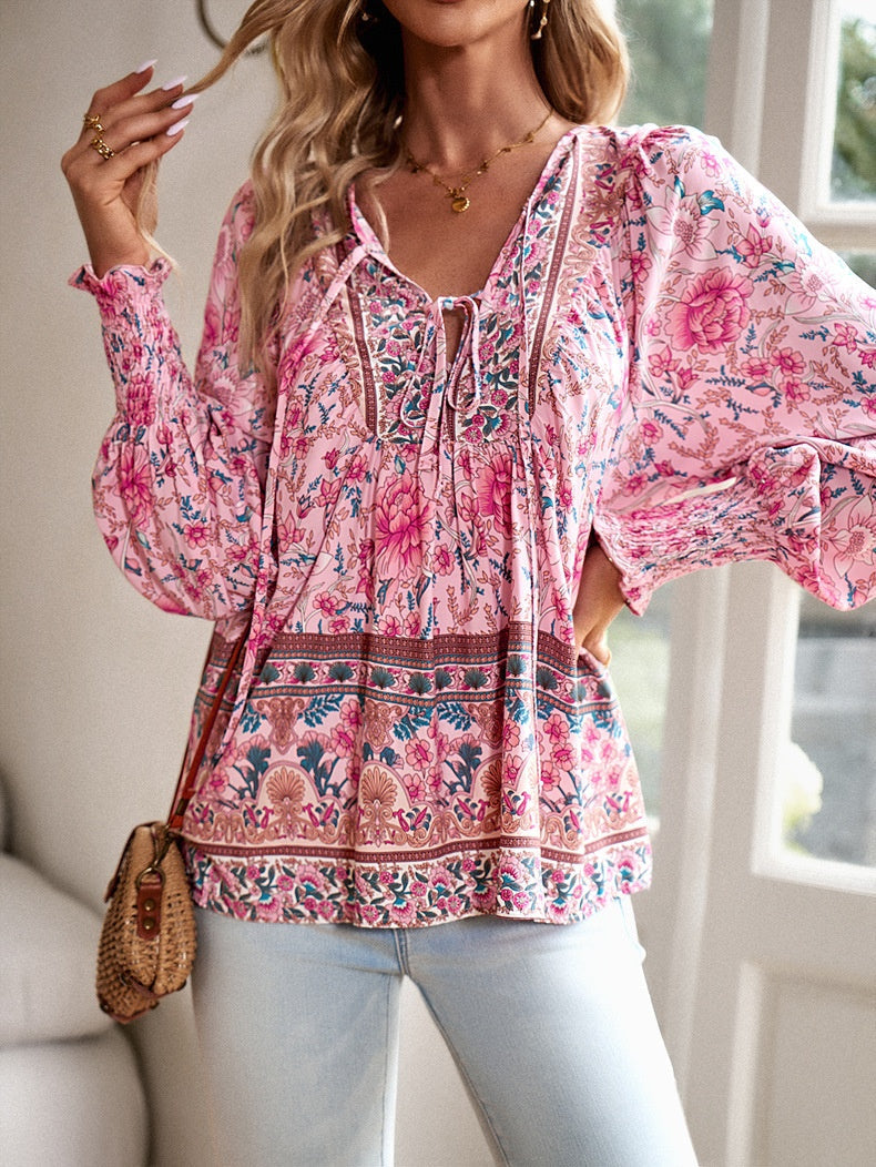 Laura | Blomstrete Boho Tunika med Lange Ermer